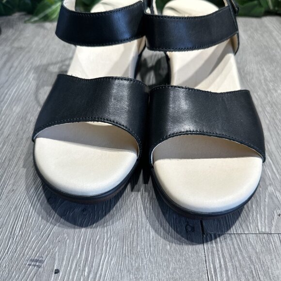 SAS  Heather Quarter Strap Wedge Sandal Black Sz 9 M Worn Once